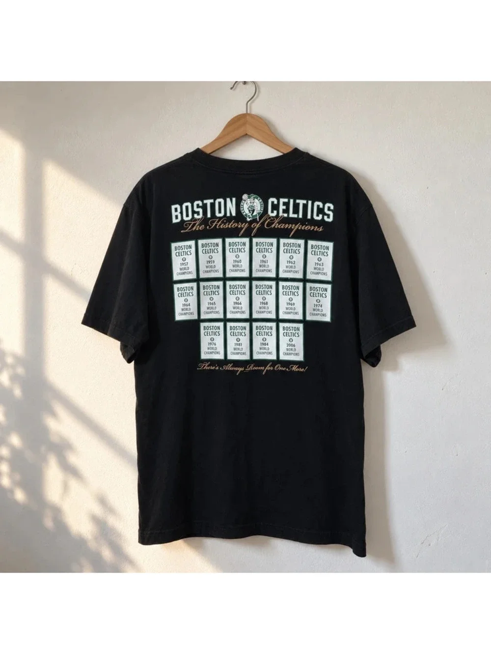Adidas Boston Celtics History of Champions NBA Black T-Shirt Men’s Medium